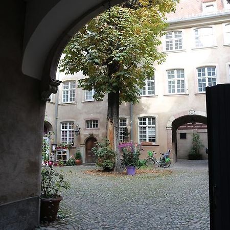 Les Dentelles - Appartement meublé design Petite France Strasbourg Extérieur photo
